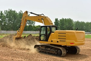 Excavadora Hidráulica de Servicio Pesado de 330 y 30 Toneladas para Construcción y Minería, Motor de 204 kW, Cucharón de 1.76 m³, Pluma de 6.15 m, Radio de Excavación Máxima de 10680 mm - Product Image 3