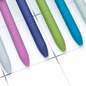 Penne Multicolore a Punta Fine 0.5mm, Penne Nere per Scrittura Fluida, Penne Stilografiche Giapponesi Carine con Clip Retrattile - Product Image 4