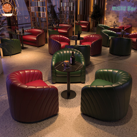 Ensemble table et chaises en bois massif de style américain pour bar à cigares, canapé de café, club commercial, lounge, bar à vin, bistro de musique folklorique, restaurant