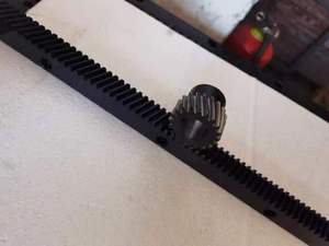 Chất lượng cao nóng bán tùy chỉnh 1m mô-đun 2 thép cứng bánh <span class=keywords><strong>Rack</strong></span> và bánh răng, Trung Quốc Cung cấp <span class=keywords><strong>CNC</strong></span> <span class=keywords><strong>Rack</strong></span> và bánh răng động cơ - Product Image 5