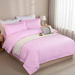 カラーサテンストライプ4点寝具セット 高級ホテル品質 ソフトで快適なベッドシーツセット - Product Image 1