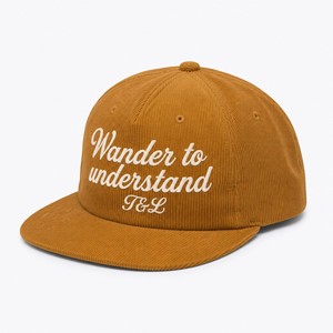 Casquette Snapback 5 Panneaux Personnalisée avec Logo Brodé en Chenille, 100% Polyester, Visière Courbée, Luxe Vintage en Velours Côtelé – Vente en Gros - Product Image 1