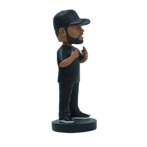 Nouveautés Usine Personnalisé 2023 Porte-clés En Plastique Résine Acrylique Métal Porte-clés Célèbre <span class=keywords><strong>Rappeur</strong></span> Américain Figure Promotion Activités Gua - Product Image 2