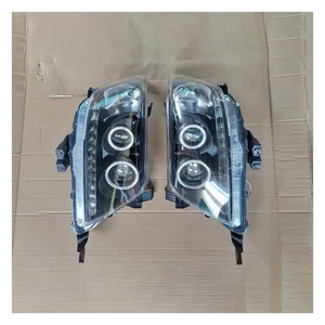 Modificación de faros delanteros para camioneta Toyota Hilux Vigo 2012-2015 con faros de doble lente. - Product Image 2