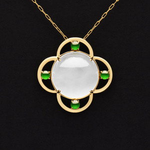 Colgante de Oro con Cristal Natural Qingyabailu Feicui y Jade de Grado Hielo, Diseño Clásico para Aniversario - Product Image 1