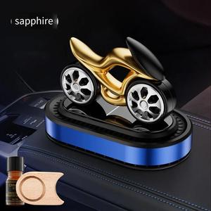 Diffuseur de parfum compact pour voiture, purificateur d'air portable, diffuseur pour moto, technologie de panneau solaire avancée - Product Image 6