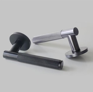 Set di Maniglie per Porte in Ossido di Alluminio di Lusso, Facili da Installare, Maniglie Rotonde per Porte Interne con Funzione Privacy e Design Zigrinato Dorato - Product Image 2