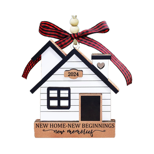 Astillas de madera talladas con láser personalizadas hechas a mano, modelo de casa de madera ahuecada decorativa colgante de Navidad directo de los fabricantes - Product Image 1