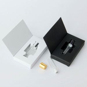 Botella de Perfume de Vidrio Cuadrada de 5 ml con Caja, Paquete de Prueba de Aceite Esencial, Transparente o Color Personalizado - Product Image 3