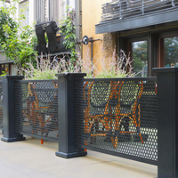 Panneaux de clôture en métal découpés au laser sur mesure, clôtures de jardin durables, design unique, balustrades décoratives pour balcon d'hôtel