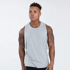 Camiseta sin mangas personalizada Streaker 2026 para correr y gimnasio, chaleco para hombre con tacto suave, 100% algodón, cuello redondo, sin mangas. - Product Image 3