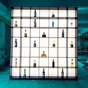 Vitrine de présentation lumineuse en acrylique avec plaque métallique personnalisable JINXIN pour bar, cave à vin, <span class=keywords><strong>niche</strong></span> décorative moderne - Product Image 4