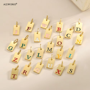 Dijes Rectangulares con Iniciales |   Colgantes de Letras del Alfabeto en Acero Inoxidable con Baño de Oro PVD de 18K y Esmalte para la Creación de Joyería Personalizada - Product Image 3