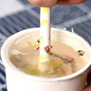 Disposable Plastic Bubble Tea Straws With Curved Tips Thicker For Children Party Use - Product Image 3