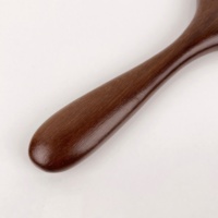 Peigne à six griffes en bois de santal naturel, outil multifonctionnel de massage du cuir chevelu et Gua Sha pour le soulagement de la tête et du corps