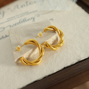 Pendientes Huggie en Forma de C con Tejido Cruzado, Aleación de Zinc, Oro y Plata, Joyería Geométrica Minimalista de Moda para Mujer - Product Image 4