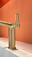 Robinet de lavabo de luxe carré en laiton brossé doré, mitigeur d'eau chaude et froide, avec douchette extractible pour salle de bain