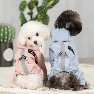 Chaqueta de lluvia para mascotas de diseño humanizado Body-hugging Cingulate Luxury Dog Chubasquero Mono - Product Image 2