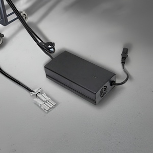 Caricabatterie Universale per Scooter Elettrico con Design Ignifugo, Ricarica Rapida QC3.0, Uscita 327W per <span class=keywords><strong>Ho</strong></span> (Caricabatterie per Lavasciuga Pavimenti) - Product Image 1