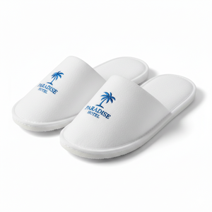 Pantuflas Desechables Paradise Hotel, Parte Superior y Forro de Tela No Tejida, Suela de EVA, Logotipo Bordado, Punta Abierta, Para Todas las Estaciones, Hechas en EE. UU. - Product Image 1