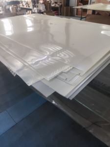 ฟิล์มสมาร์ท PDLC แบบติดกระจกอาคาร ปิดกั้นความเป็นส่วนตัว ปรับความเข้มแสงได้เมื่อปิดเครื่อง มองไม่เห็นเมื่อปิด - Product Image 3