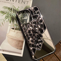 Coque de téléphone tendance ajourée à dissipation thermique électroplaquée avec miroir pour iPhone 17 Pro Max 15 14 13 12 11 Pro Max