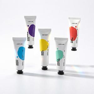 Crema de Manos Perfumada Duft & Doft Signature 50 ml, Cuidado Diario de la Piel, Para Todo Tipo de Piel, Fórmula K-Beauty, Producto para el Cuidado Corporal - Product Image 1