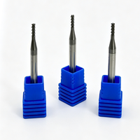 Fraise spéciale en micro-carbure de diamètre minuscule pour usinage CNC de rainures métalliques de plaques de refroidissement liquides