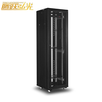 Armoire de serveur réseau intérieure de 19 pouces 600*600*2000 mm avec porte en verre trempé revêtu, armoire de rack de données sur pied