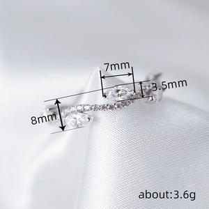 Anelli da donna T0105 a forma di pianta con zirconi cubici, montatura ovale con pavé, anello di fidanzamento alla moda per donna - Product Image 4