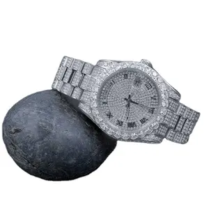 2023 Iced Out jam tangan mewah berlian perak jam tangan pria Hip Hop tersedia di harga grosir dari eksportir India