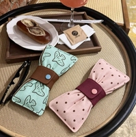 Brillenaufbewahrungstasche im Bows-Button-Stil – tragbare Brillentasche – Sonnenbrillentasche – druckfeste Reise-Brillenaufbewahrungstasche