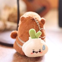 Peluche Kawaii Capybara avec porte-clés et accessoires légumes (citrouille, piment, aubergine) pour sac à dos