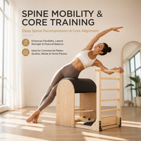 Chaise de Pilates avec structure en bois d'érable, rembourrage en mousse haute densité, pédale pour les pieds et réglage avant-arrière