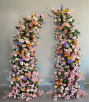 Nouvelle conception d'arche de mariage de luxe en fer et soie, en forme de corne, pour la décoration de scène de fête de mariage