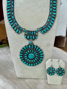 Magnifique ensemble collier et boucles d'oreilles en argent sterling et turquoise fait main - Product Image 4