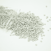 Granulés de HIPS recyclé, masterbatch de carbonate de calcium, haute résistance aux chocs, en forme de grain de riz, pour le soufflage de sacs plastiques