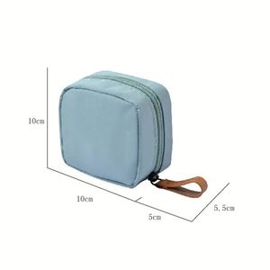 กระเป๋าเครื่องสำอางขนาดเล็กอเนกประสงค์แบบพกพาสำหรับเก็บผ้าอนามัย - Product Image 3