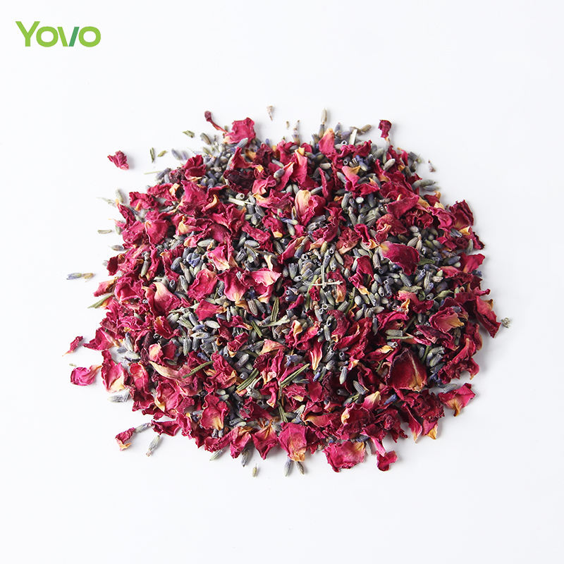 Pequeño pétalo de rosa + lavanda