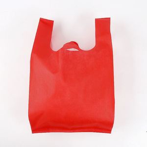 ถุงผ้าสปันบอนด์แบบเสื้อยืด  รักษ์โลก  หลากสี  ออกแบบโลโก้ได้ตามต้องการ - Product Image 4