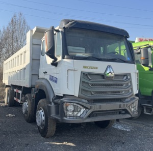 Новый самосвал Sinotruk HOWO 371, тяжелый самосвал 8x4, 12 колес, дизель Евро-2, праворульный, с U-образным кузовом, карьерный самосвал, 30 тонн, леворульный, Weichai - Product Image 2