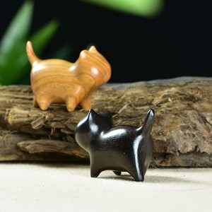 Figurines de chat en bois YiTao, décorations miniatures d'animaux sculptées à la main pour le salon, ornements de bureau, cadeau - Product Image 4