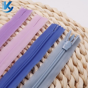 ซิป <span class=keywords><strong>YKK</strong></span> แบบดั้งเดิมซิปแบบมองไม่เห็นลายลูกไม้ขนาด25 40 60ซม. ซิปคอยล์จำนวนมากคุณภาพสูงสำหรับชุดเดรส2CC - Product Image 3