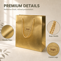 Sac cadeau en papier métallisé doré avec logo personnalisé et poignées en corde pour bijoux, cosmétiques, mariage et emballages de luxe pour la vente au détail