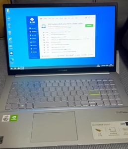 HS <span class=keywords><strong>VivoBook</strong></span> S15แล็ปท็อปที่มี <span class=keywords><strong>I5</strong></span>-10210U หลักของ Intel แรม8กิกะไบต์และที่เก็บข้อมูล512กิกะไบต์แล็ปท็อปมือสอง - Product Image 1