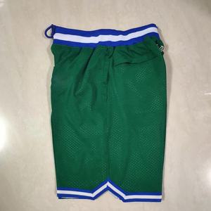 Short de basket-ball personnalisable grande taille pour hommes vêtements de sport respirants avec logo personnalisé uniformes en maille pour les basketteurs - Product Image 4
