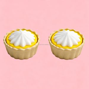 Llavero y colgante para coche de 5 cm con diseño de postre simulado Kawaii, botón mecánico de clic para aliviar el estrés, juguete antiestrés con forma de tarta de huevo y galleta - Product Image 3