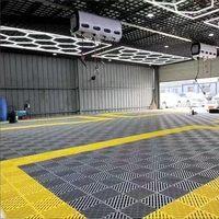 Modulare PP-Garagenbodenfliesen Hochbelastbare Ineinandergreifende Bodenplatten für Werkstatt und Lager