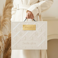 Boîte Cadeau Portable Vide pour Mariage et Fiançailles, Boîte à Bonbons en Papier pour Demoiselles d'Honneur, Vente en Gros Disponible