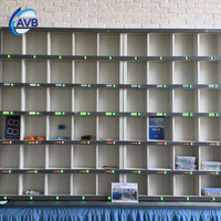 Sistema de Procesamiento de Pedidos de Alta Precisión con Tecnología Pick-to-Light para Clasificación y Manipulación en Almacenes